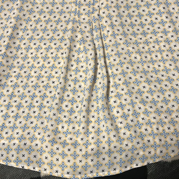 41 Hawthorn Geometric Patterned Sleeveless Blouse. Size Small - Picture 12 of 14